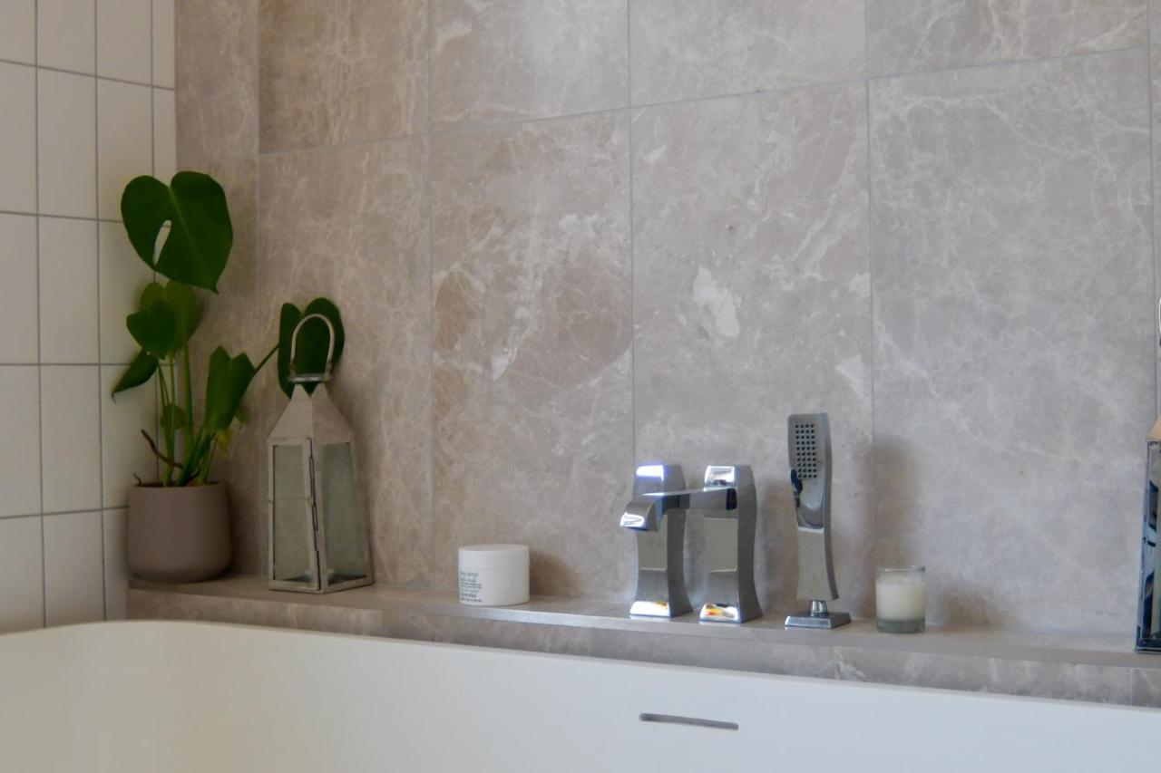 Luxury Croft Templepatrick Near Airport Rabbit And Hilton Hotel Экстерьер фото
